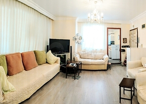 Квартира-дуплекс 2+1 с мебелью 100 м до моря в Анталии