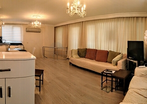 Квартира-дуплекс 2+1 с мебелью 100 м до моря в Анталии