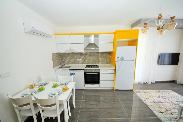 Уютная квартира 1+1 в современном комплексе в Махмутларе