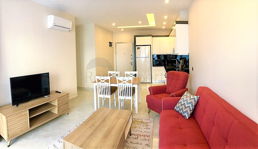 Трехкомнатная квартира в комплексе на первой береговой линии