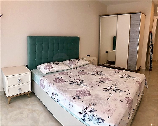 Трехкомнатная квартира в комплексе на первой береговой линии