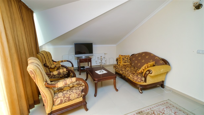 Отдельностоящая вилла 6+1 в Кирише Кемере