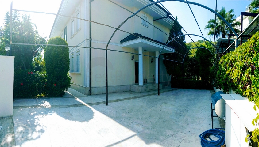 Отдельностоящая вилла 6+1 в Кирише Кемере