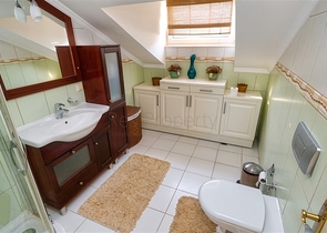 Отдельностоящая вилла 6+1 в Кирише Кемере