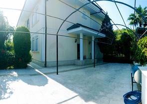 Отдельностоящая вилла 6+1 в Кирише Кемере