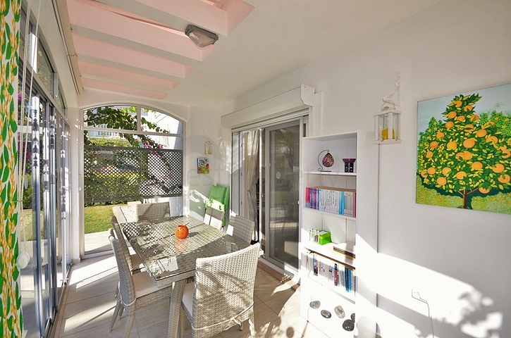 Меблированная вилла с бассейном в Фетхие