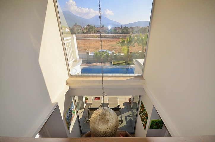 Меблированная вилла с бассейном в Фетхие