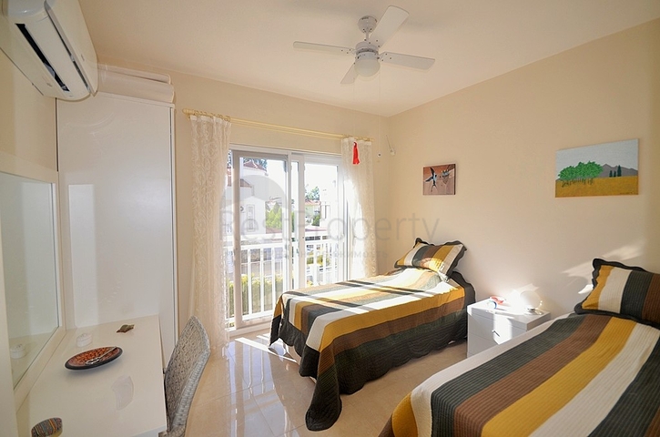 Меблированная вилла с бассейном в Фетхие