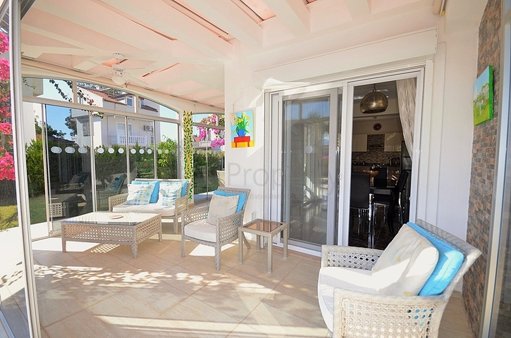 Меблированная вилла с бассейном в Фетхие