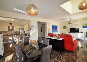 Меблированная вилла с бассейном в Фетхие