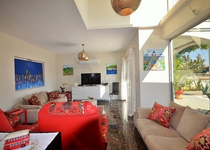 Меблированная вилла с бассейном в Фетхие