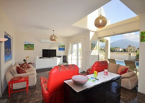 Меблированная вилла с бассейном в Фетхие