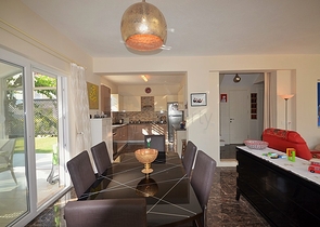 Меблированная вилла с бассейном в Фетхие