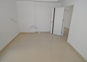 Двухкомнатная квартира через дорогу от моря