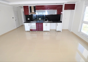 Двухкомнатная квартира через дорогу от моря