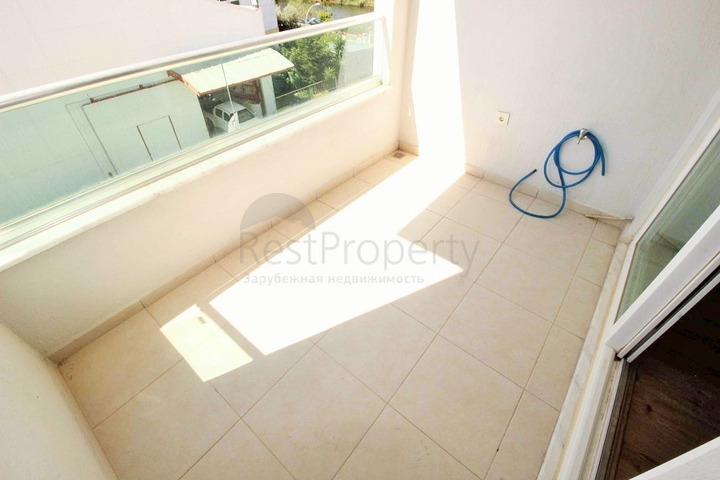 Новая квартира на берегу горной реки