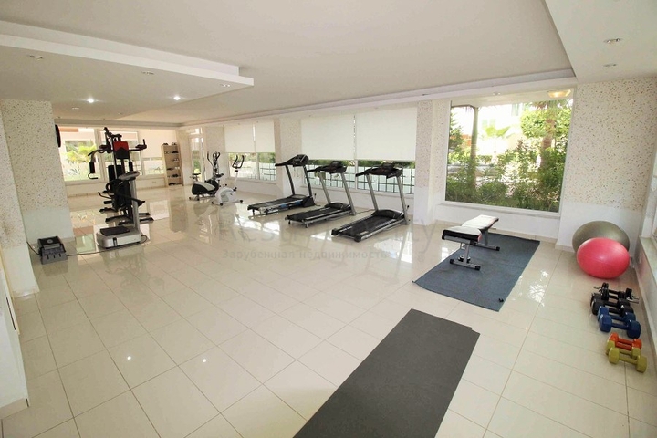 Новая квартира на берегу горной реки