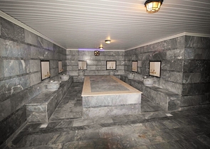 Новая квартира на берегу горной реки