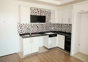 Новая квартира на берегу горной реки