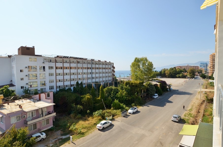 Трехкомнатная квартира в живописном районе