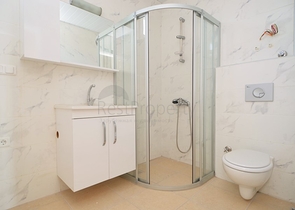 Трехкомнатная квартира в живописном районе