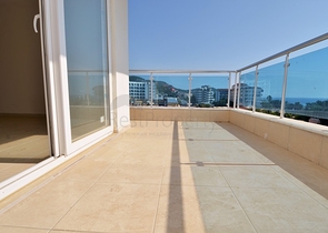 Трехкомнатная квартира в живописном районе