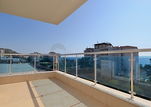 Трехкомнатная квартира в живописном районе