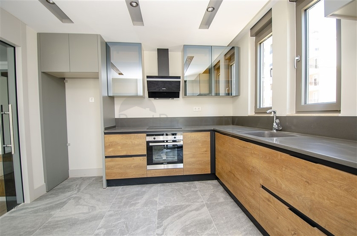 Элитный проект на завершении строительства в Унжалы Анталья 