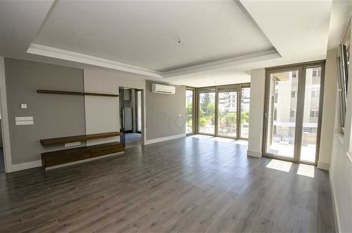 Элитный проект на завершении строительства в Унжалы Анталья 