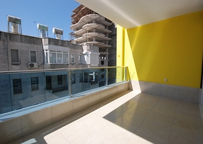 Апартаменты в новом доме на побережье