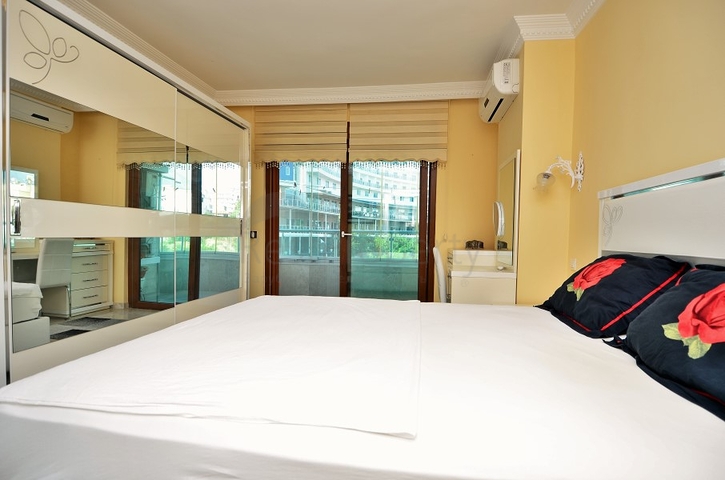 Меблированные апартаменты с видом на море и горы