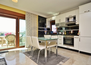 Меблированные апартаменты с видом на море и горы