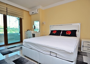 Меблированные апартаменты с видом на море и горы