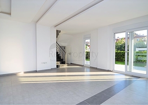 Дуплекс с выходом в сад для ценителей комфорта