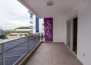 Двухкомнатная квартира на морском побережье