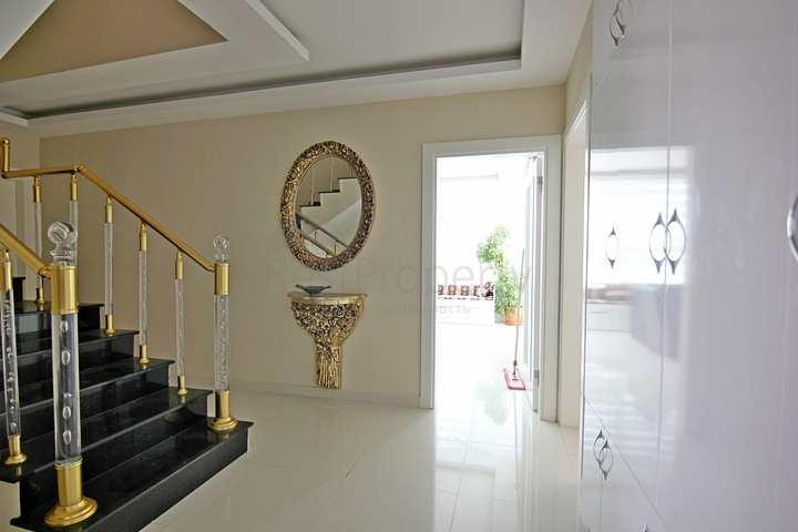 Королевский пентхаус с шикарным видом на горы