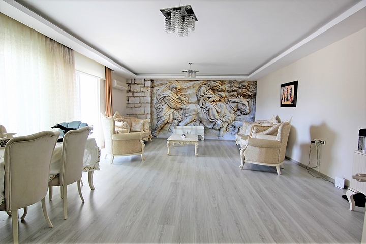 Королевский пентхаус с шикарным видом на горы