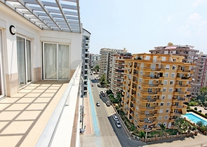 Королевский пентхаус с шикарным видом на горы