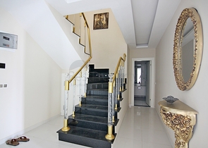 Королевский пентхаус с шикарным видом на горы