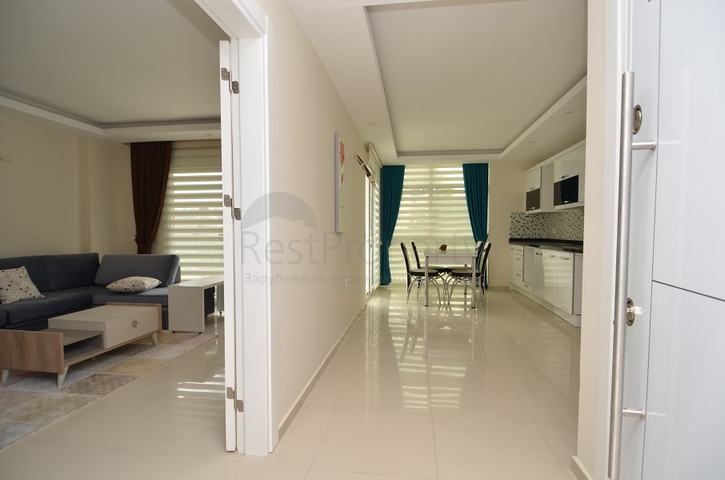 Роскошный двухуровневый пентхаус с видом на горы