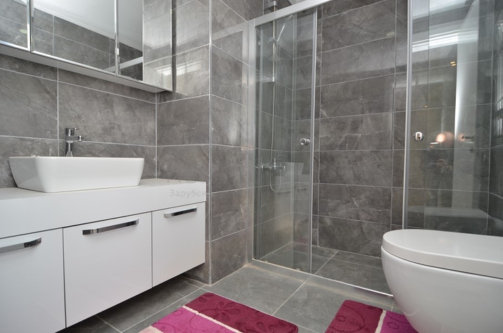 Роскошный двухуровневый пентхаус с видом на горы