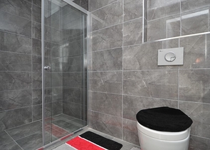 Роскошный двухуровневый пентхаус с видом на горы