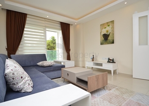 Роскошный двухуровневый пентхаус с видом на горы