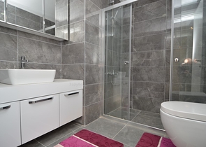 Роскошный двухуровневый пентхаус с видом на горы