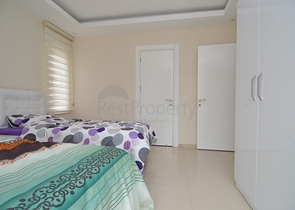 Роскошный двухуровневый пентхаус с видом на горы