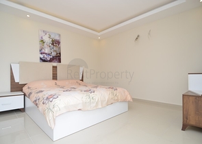 Роскошный двухуровневый пентхаус с видом на горы