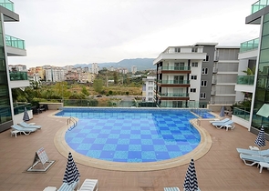 Роскошный двухуровневый пентхаус с видом на горы