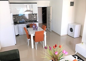 Двухкомнатная квартира в шаговой доступности от моря