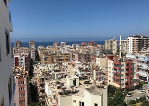 Двухкомнатная квартира в шаговой доступности от моря