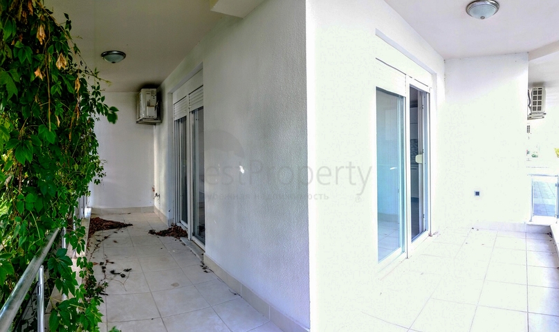 Квартира 1+1 с видом на бассейн в Хурме Коньяалты